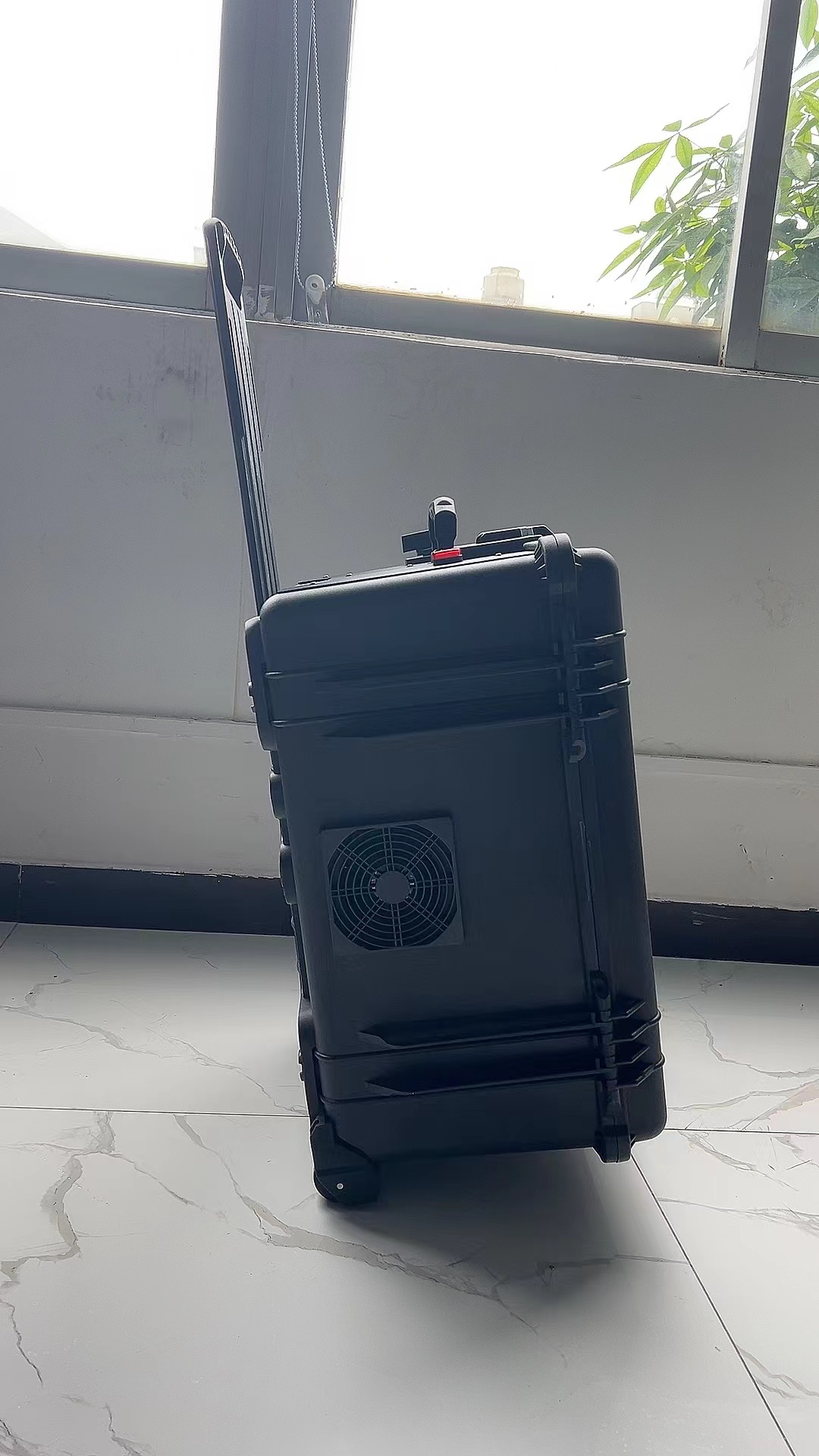 潼南手拉箱型移动通信干扰器